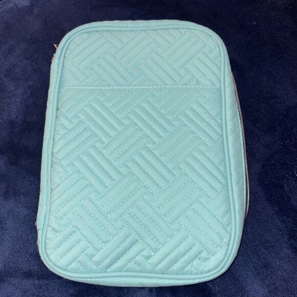 Quilted Jewelry  Organizer  Travel Case Zip Closure Multi Holders Unbranded - Picture 1 of 8